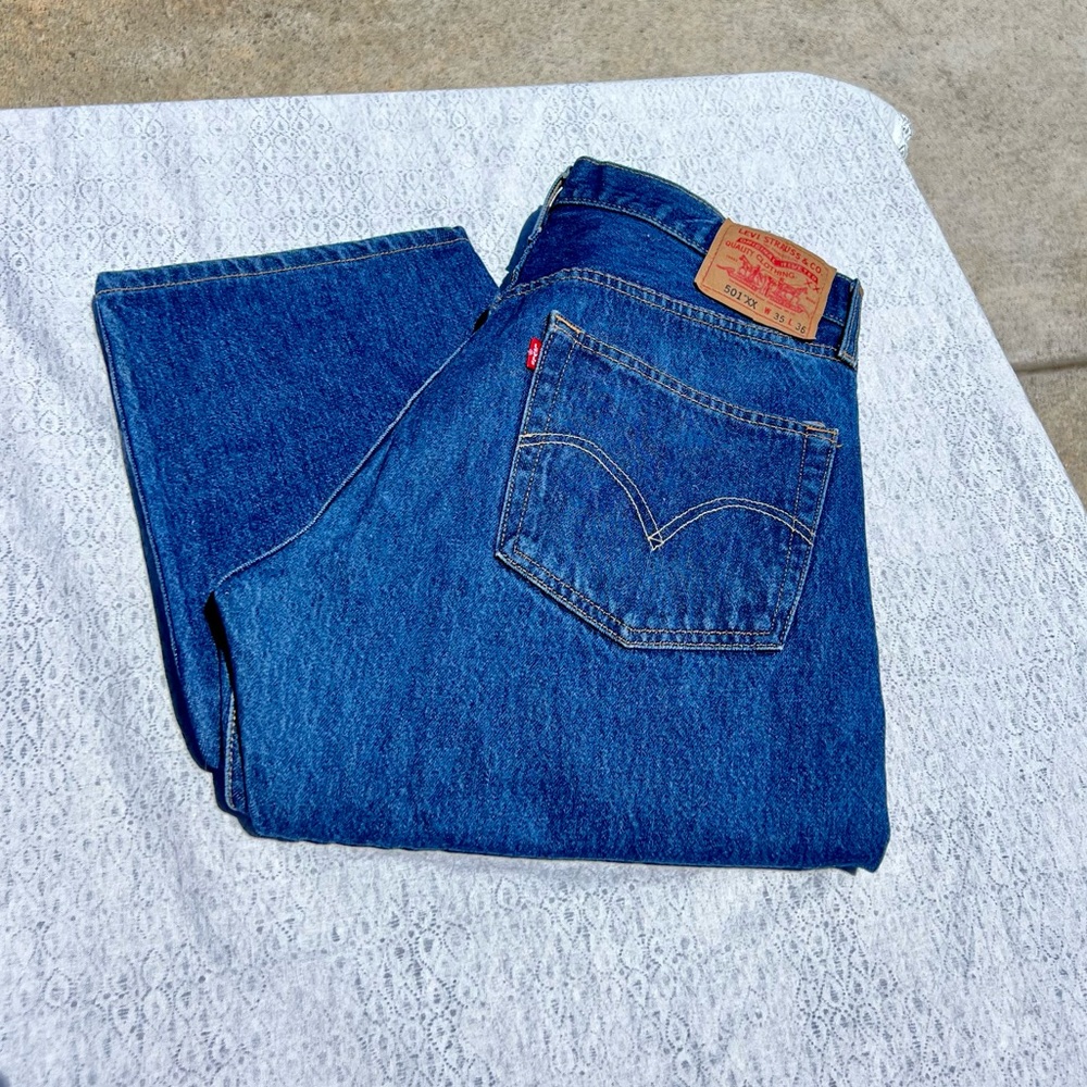 Levi's pants
